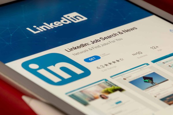 Stratégies pour un contenu de qualité sur LinkedIn pour les startups en conseil d'entreprise